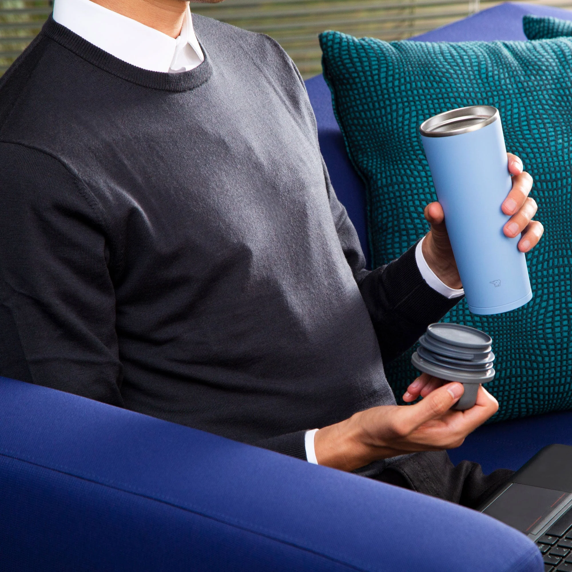 138-stainless-carry-tumbler-sx-ja30-40-1.webp