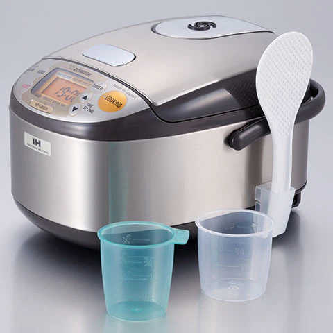 6-induction-heating-system-rice-cooker-amp-warmer-np-gbc05-1.webp